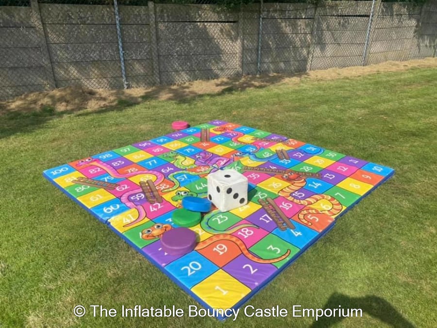 InflatableBouncyCastles.co.uk Garden Games Hire North West